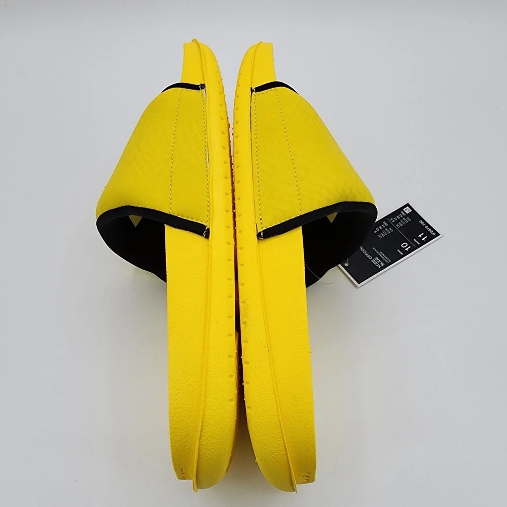 Nike Kobe Off Court Slides Mens 10 Lightning Yellow Black Mamba Logo Sandal‎ NEW